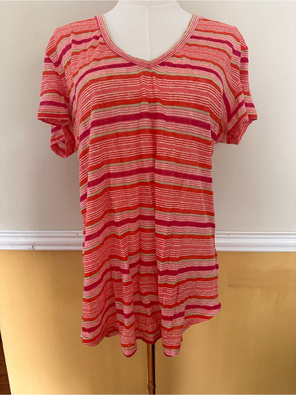 GAP Maternity 100% Linen Striped V-Neck Short Sleeve Tee